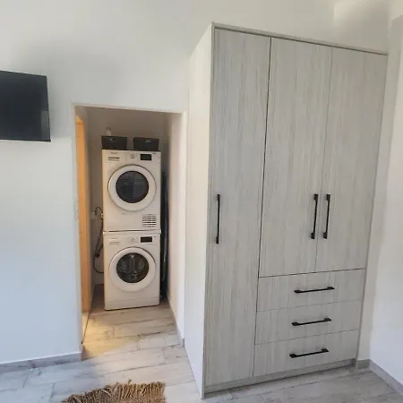 Апарт-отель Klimis Platis Gialos (Sifnos)